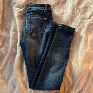 KanCan mid rise skinny jeans medium wash - size 1/24